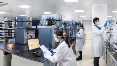 һ����ҩ������ŵ���Ƭ���л��������������������ӽ�ҩҵ���ž�������ڿ�ED�г�